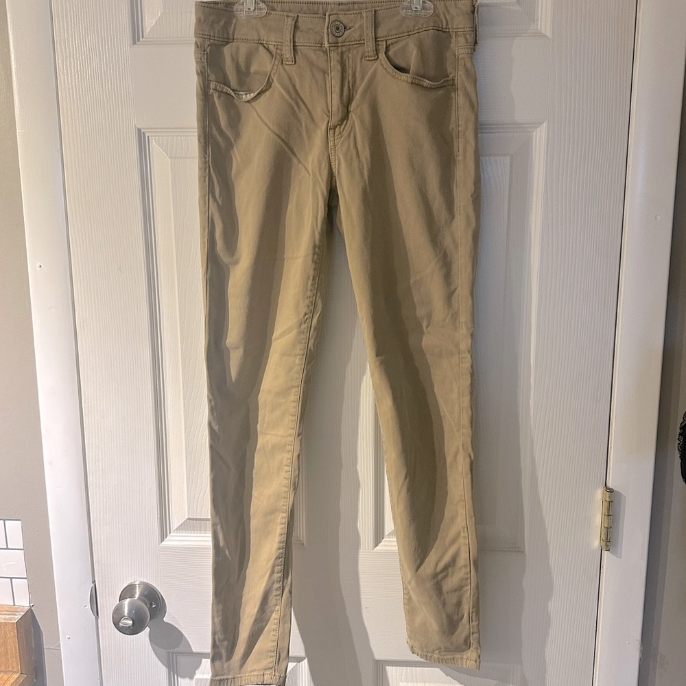 American Eagle super stretchy khaki skinny jeans size 4